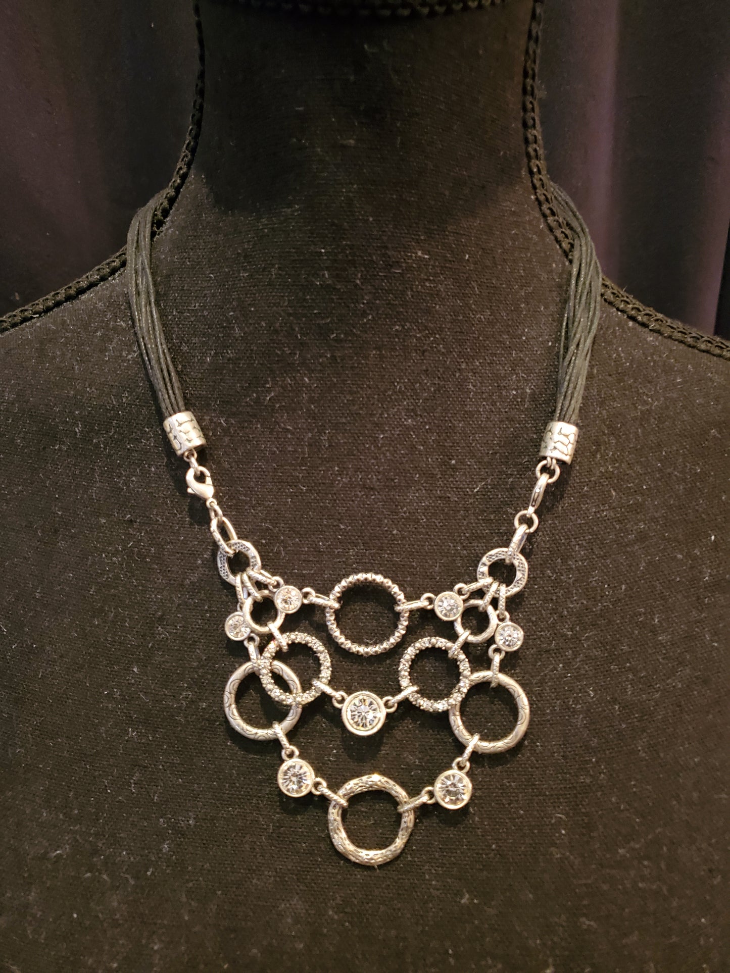 Premier Design, Multi-Choice Bib Necklace. Interchangeable. Lot# 98