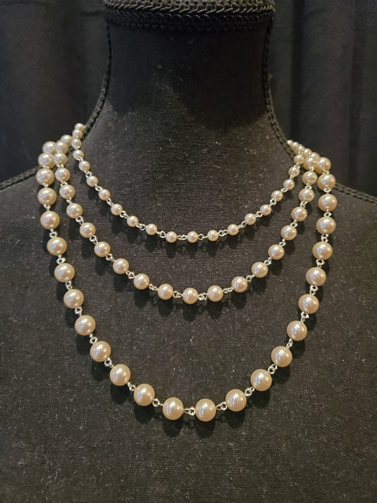 Vintage RMN Elegant Faux Pearl Necklace, 3 Layers Design. Lot# 119