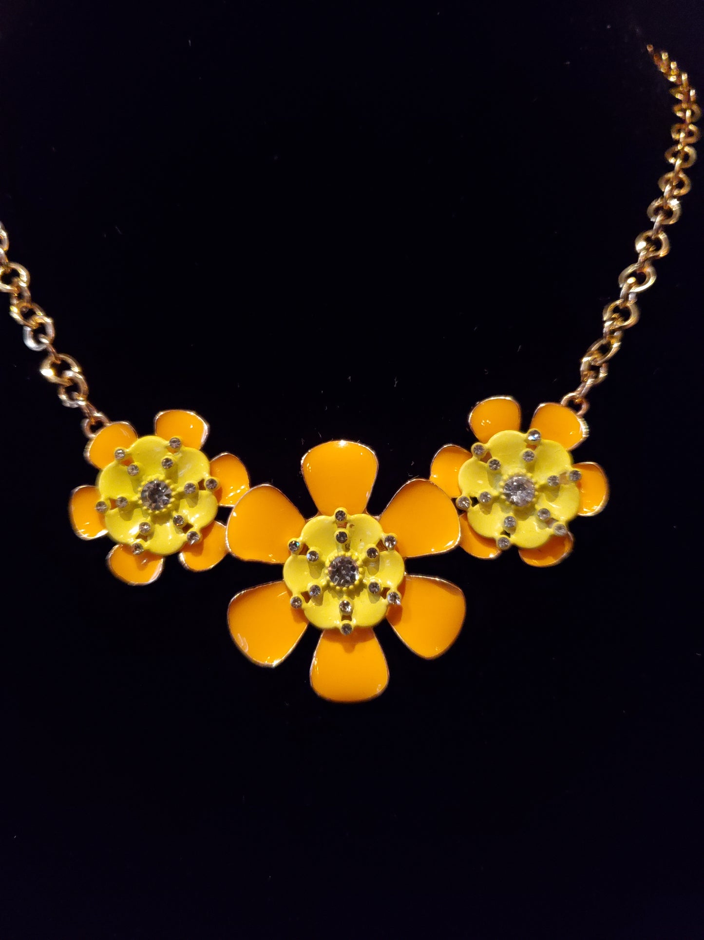 Paparazzi "Botanic Beginner & Exhilarating Elegance" Yellow, Orange, & Gold Tone Necklace. Lot# 403