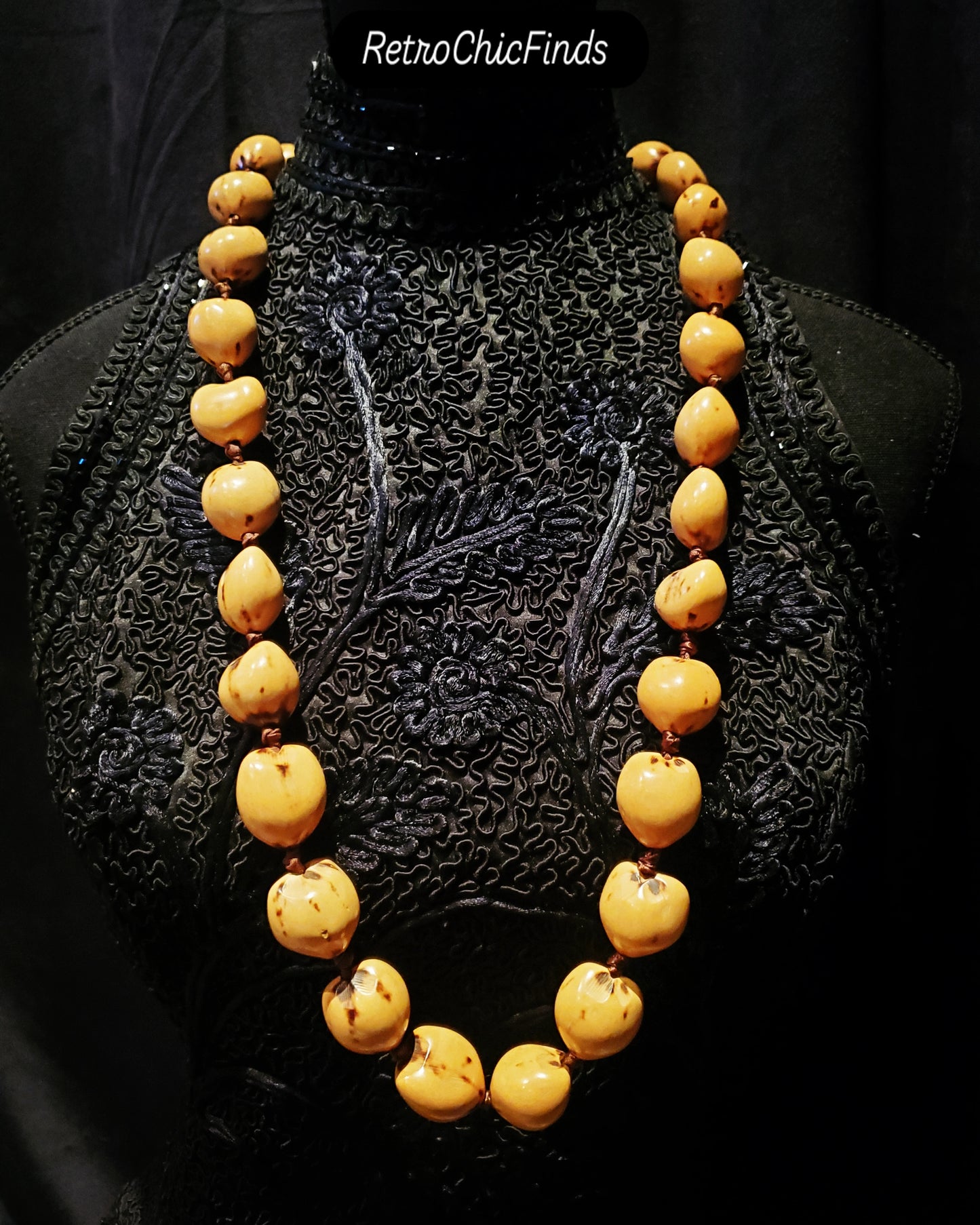 Hawaiian Kukui Lei Nut Beaded Necklace. Lot# 333